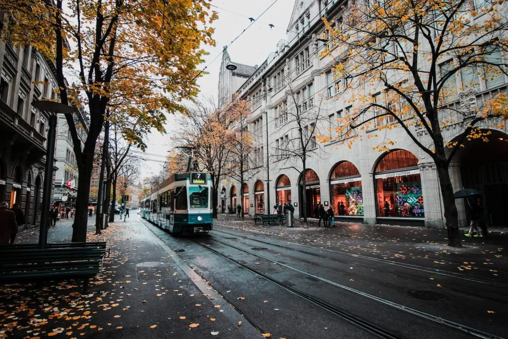 Kolika je prosječna plaća u Švicarskoj A kolika minimalna